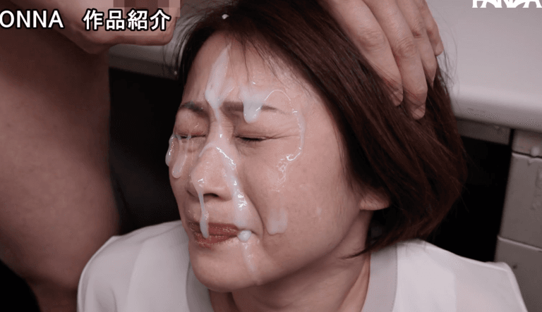 【友田真希】高飛車な女教師へ！お礼参りぶっかけ輪姦 アイキャッチ画像